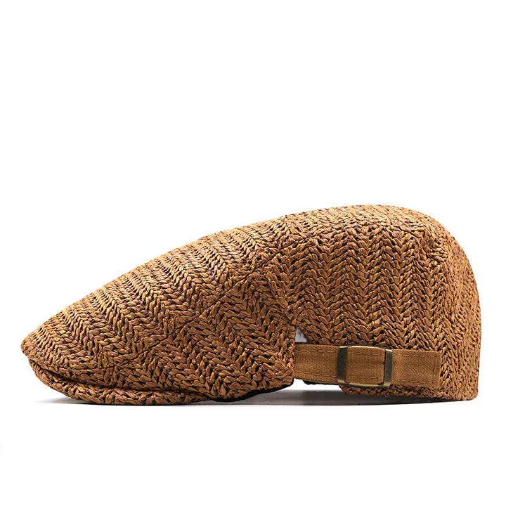 Détail de la paille tressée à motif chevron de la casquette Salvatore