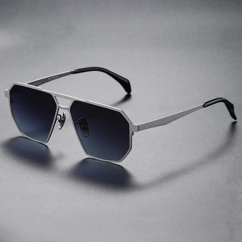 Konrad™ | Lunettes de soleil en titane haut de gamme