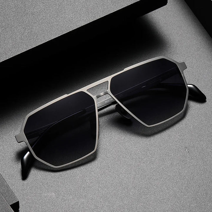 Konrad™ | Lunettes de soleil en titane haut de gamme