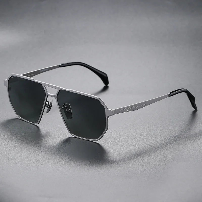 Konrad™ | Lunettes de soleil en titane haut de gamme