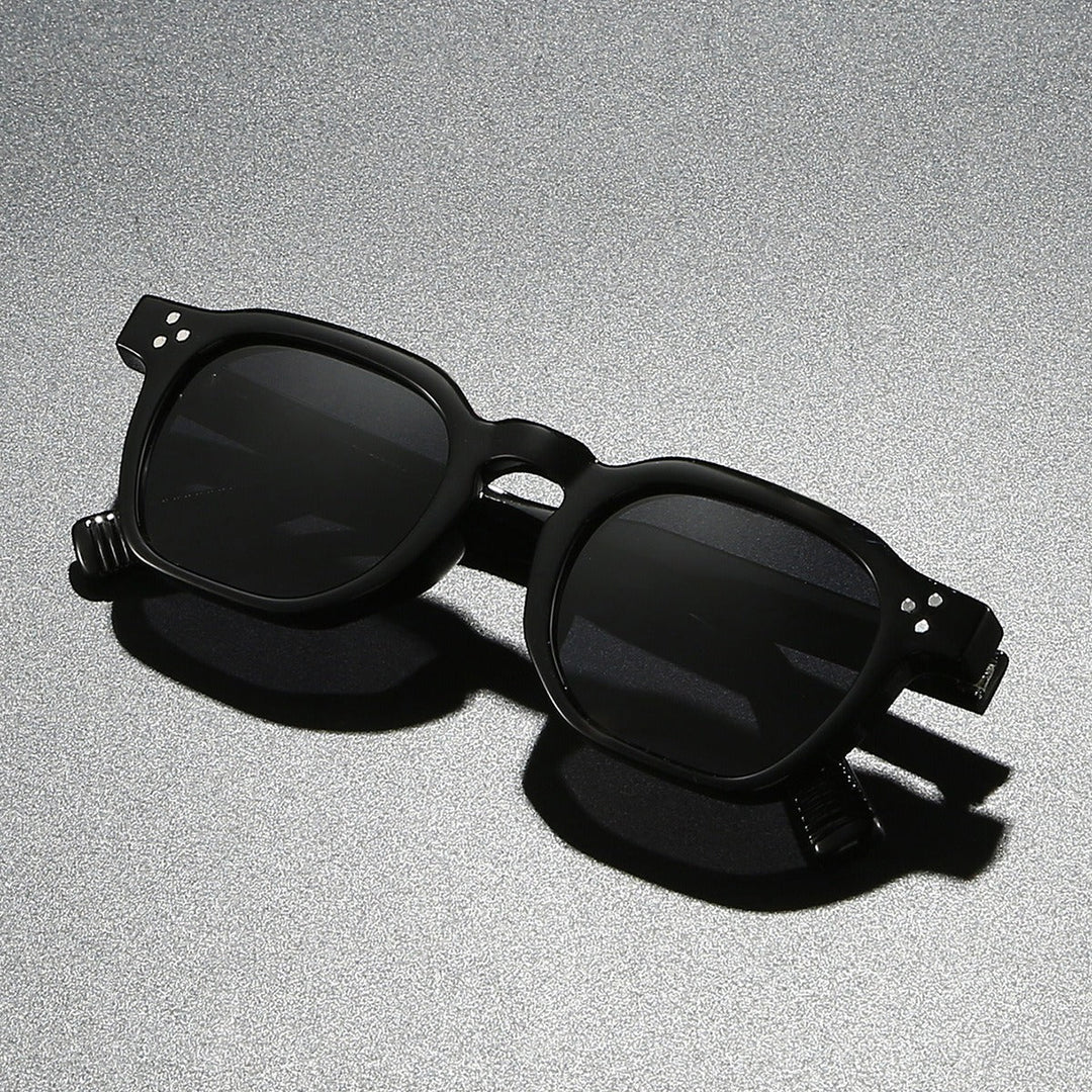Nivro™ | Lunettes de soleil Eclipse" can be rewritten as "Nivro™ | Eclipse Sunglasses